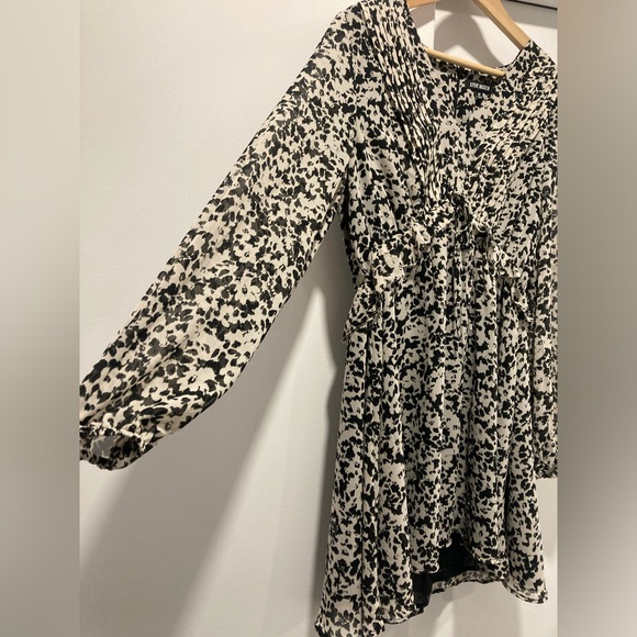Steve Madden Black & White Floral Minidress - Picture 3 of 4